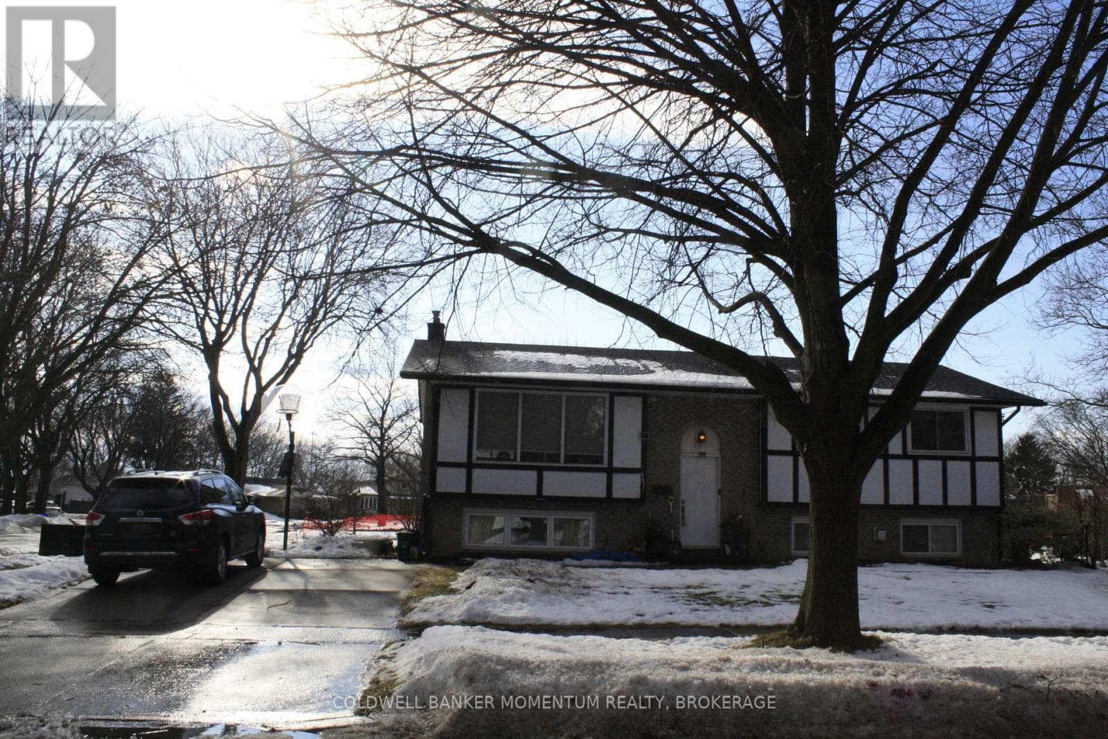 4351 BRIARWOOD AVENUE photo 2