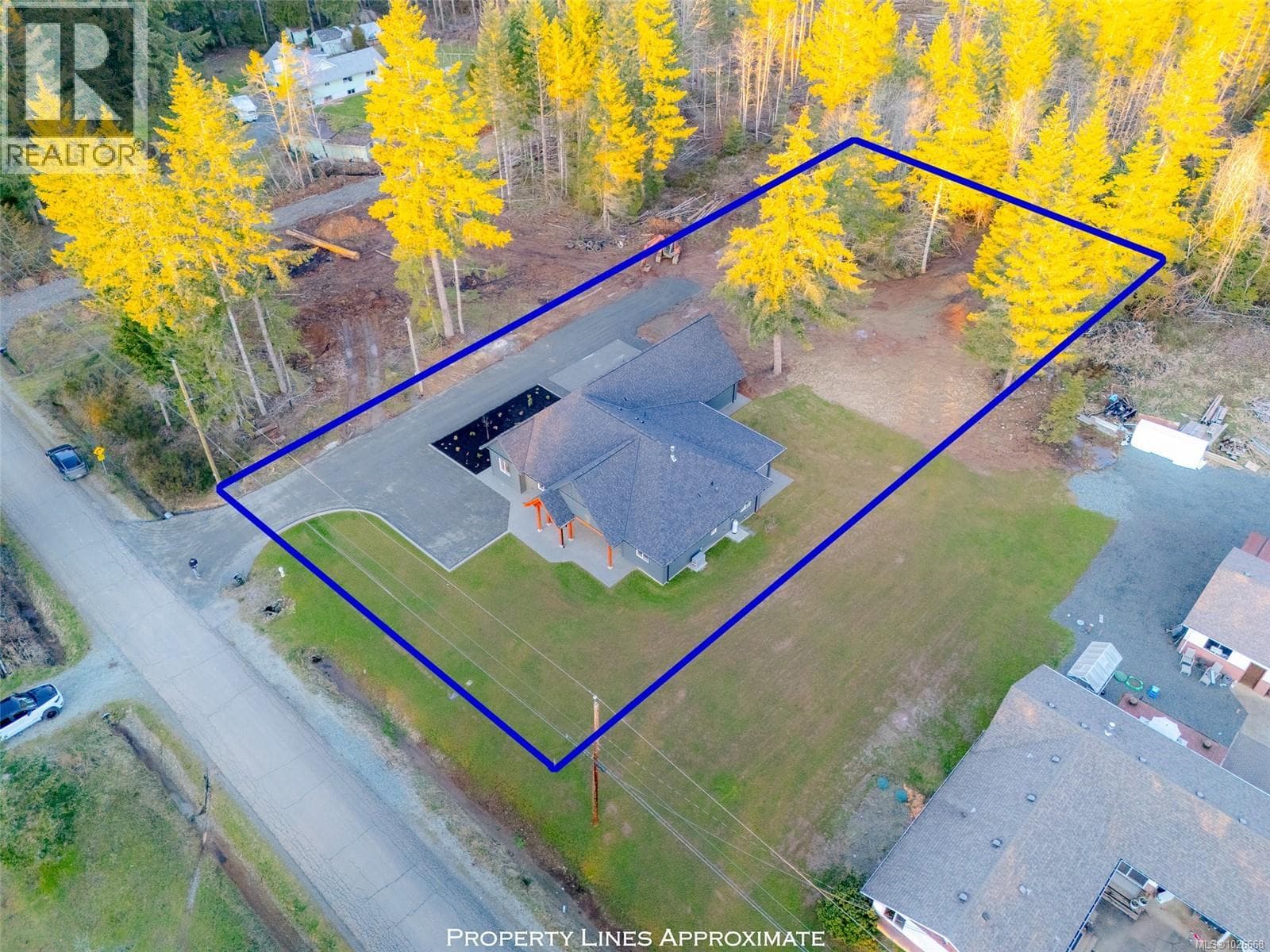6537 Fayette Rd photo 4