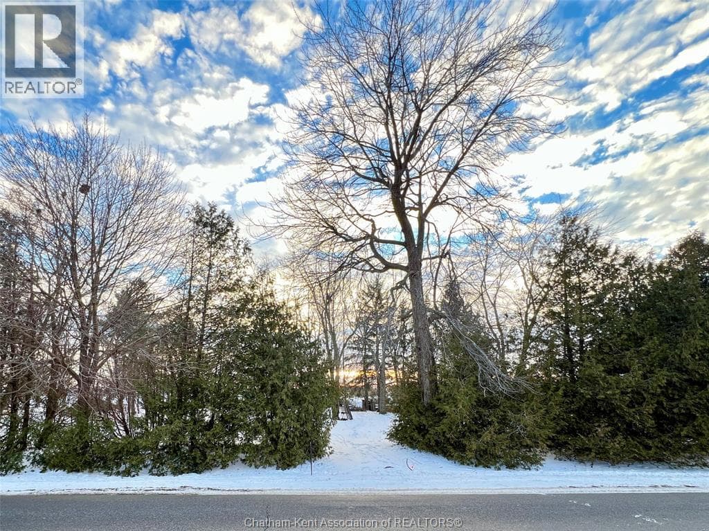 vacant land at 106 Erie STREET North — $199,900