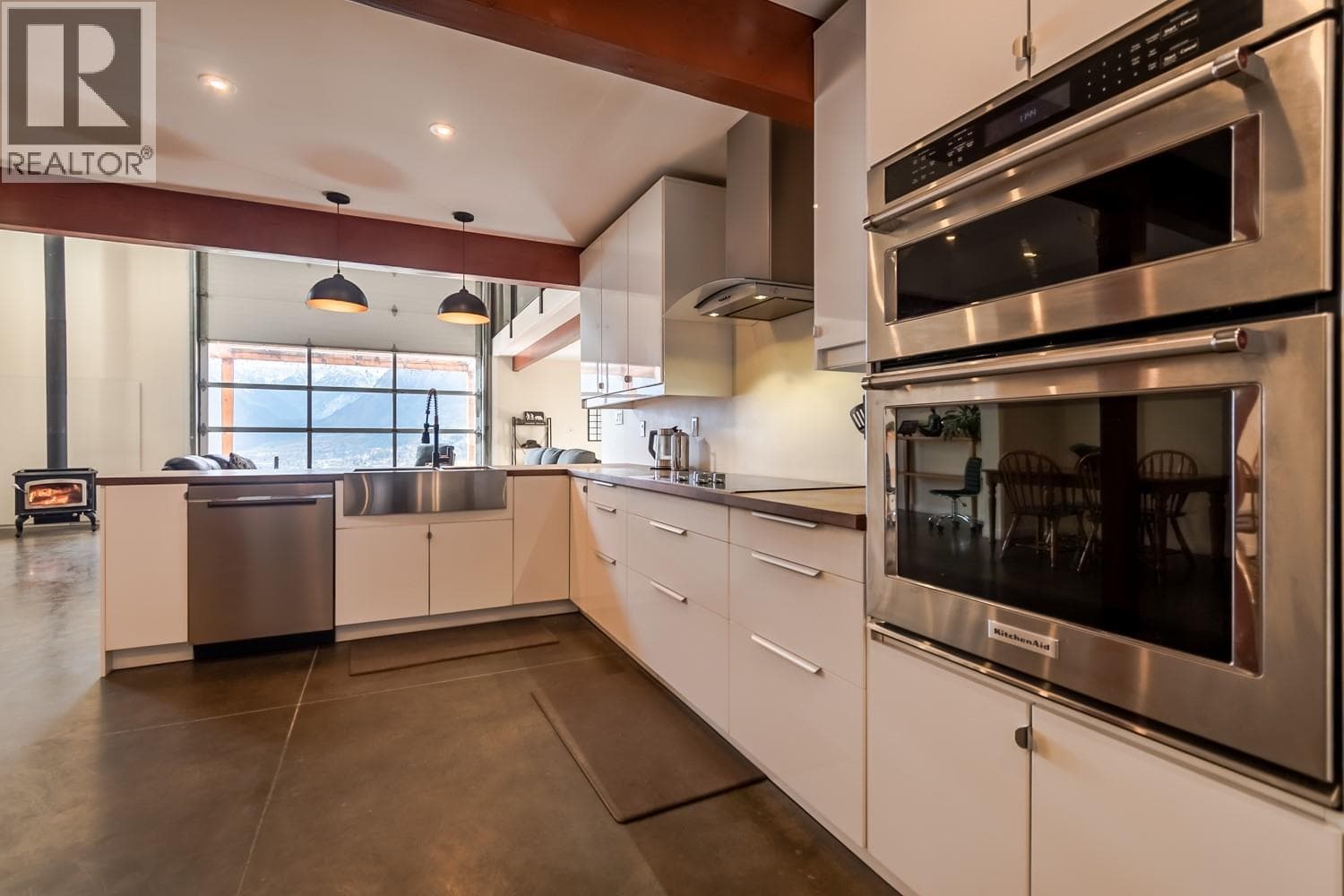 3 bed 2 bath single family at 4142 99 Hwy N Road N — $849,000