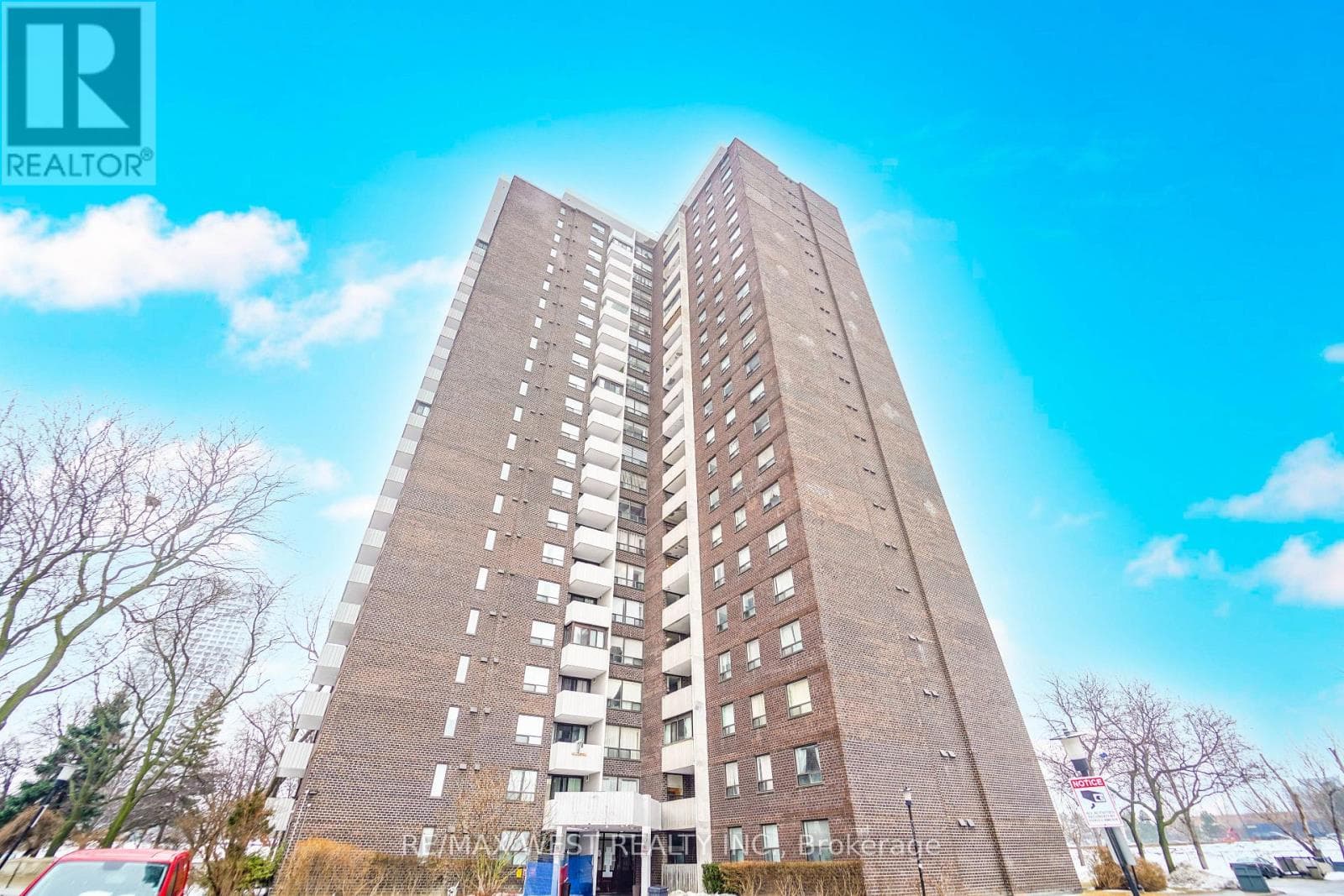 2 bed 1 bath single family at 909 - 10 MUIRHEAD ROAD — $425,000