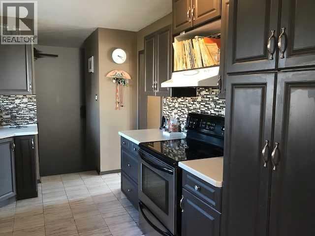 712 3 Avenue — photo 3