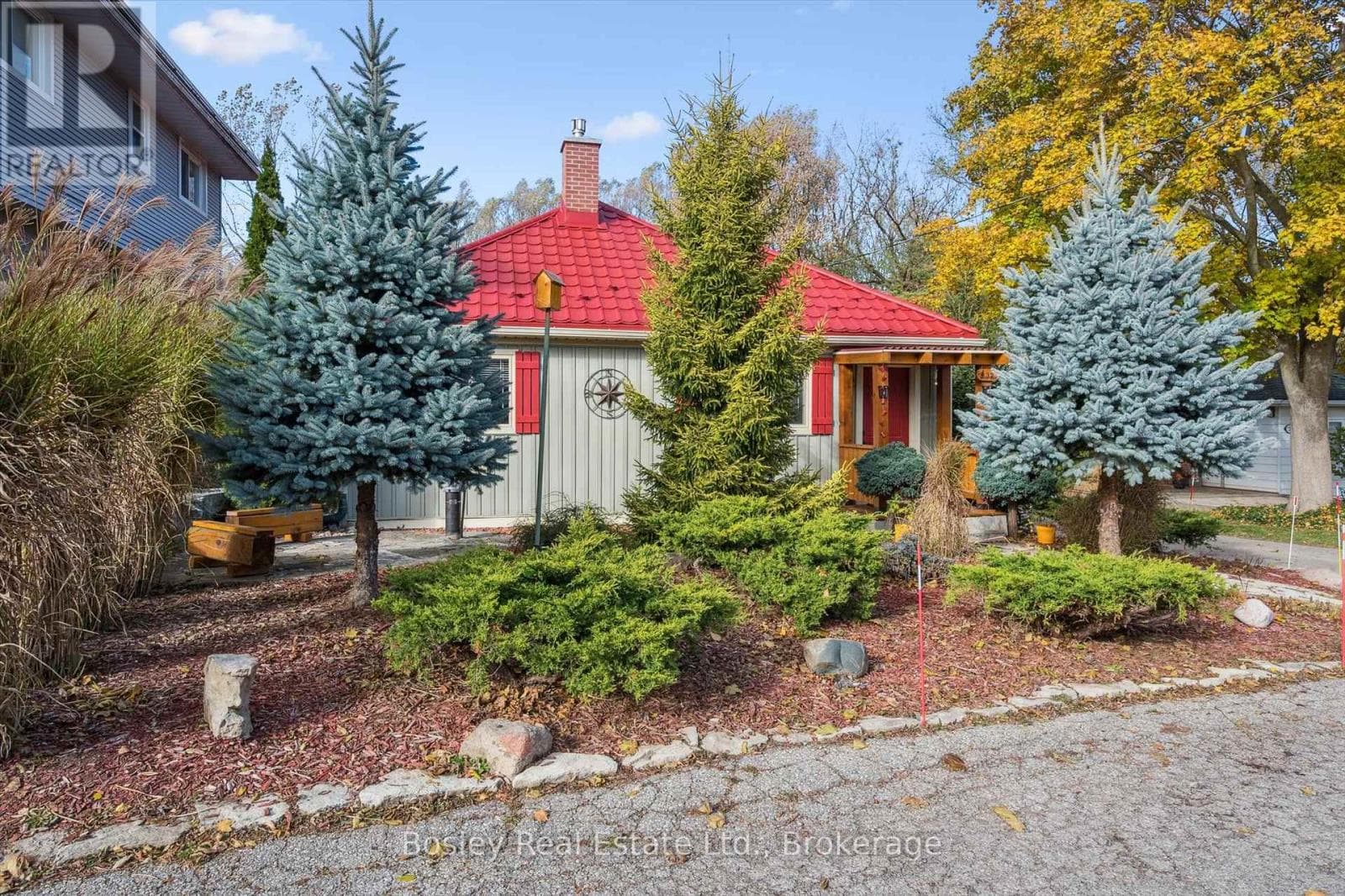 32 HOLLY TRAIL photo 5
