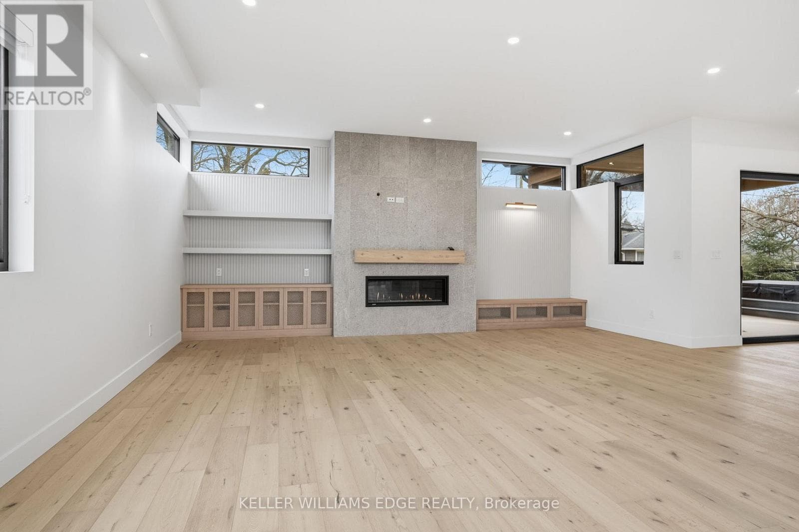 427 PINE COVE ROAD photo 5