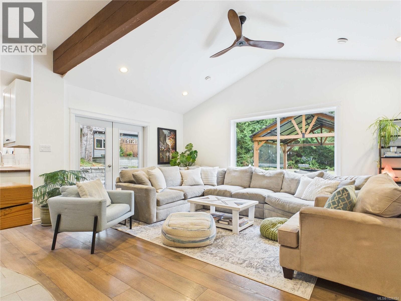 375 Baylis Rd photo 4