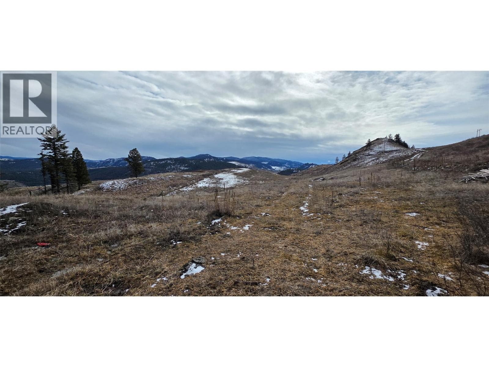 1720 Hulme Creek Road photo 2