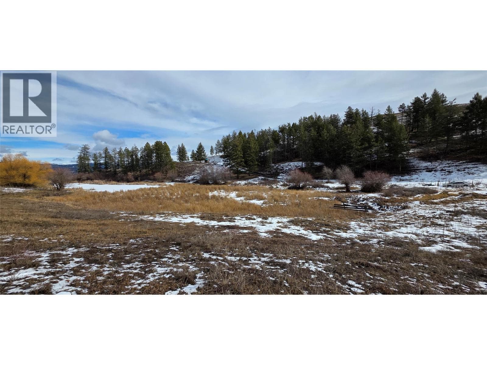 1720 Hulme Creek Road photo 3