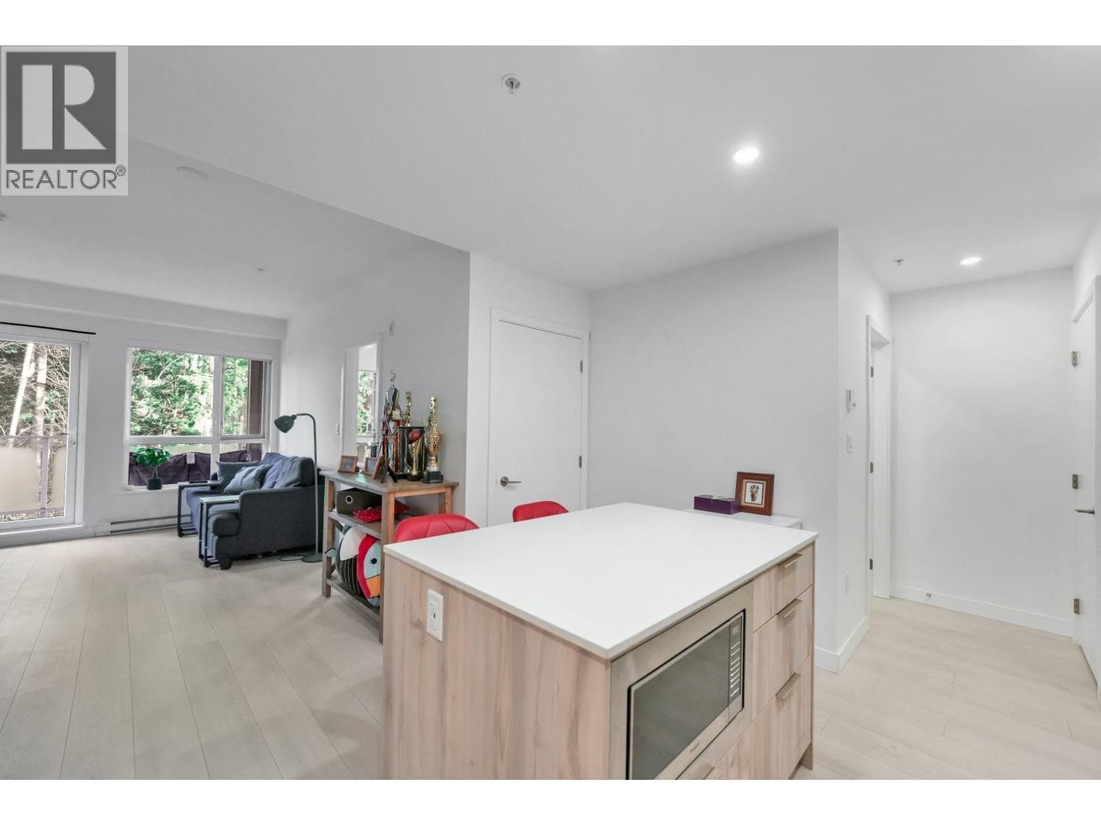 409 3596 MALSUM DRIVE photo 3
