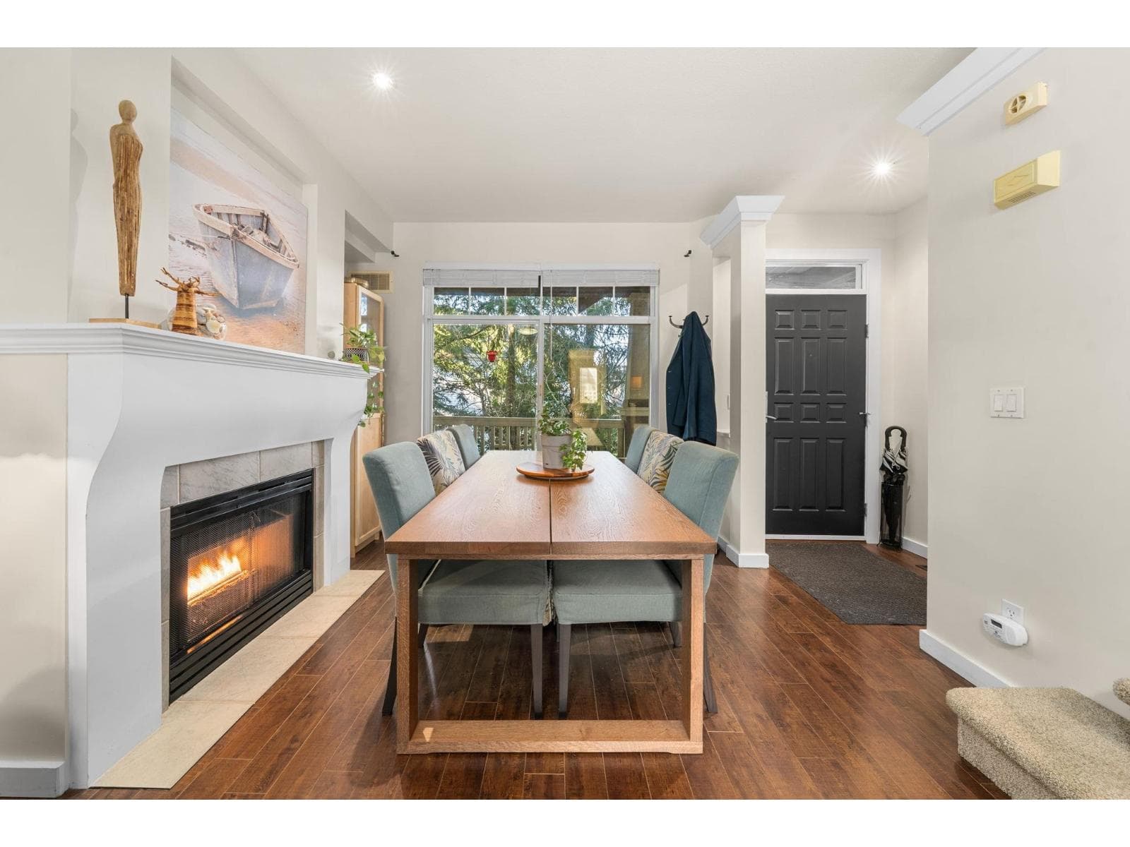 41 2678 KING GEORGE BOULEVARD photo 2