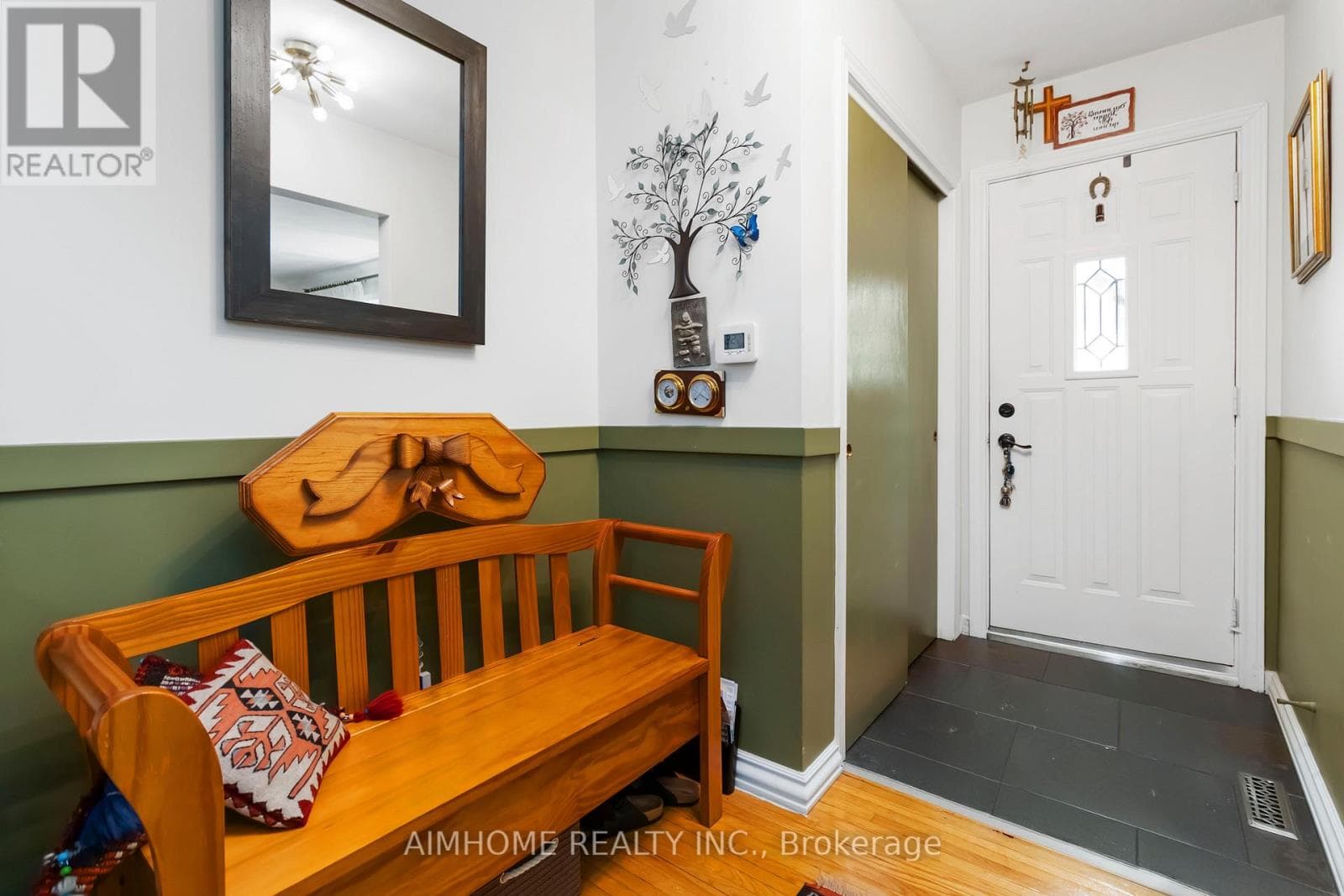 1031 MARLEY CRESCENT photo 5