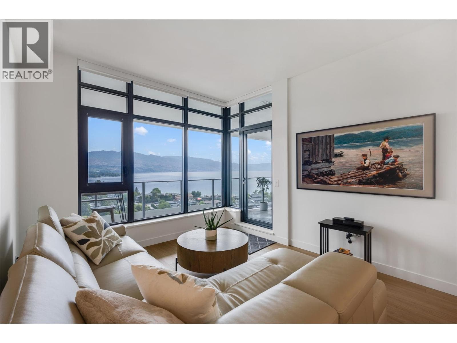 3699 Capozzi Road Unit# PH3 photo 5
