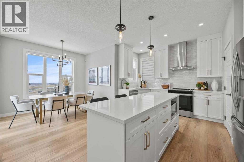 17 Tillotson Downs — photo 4