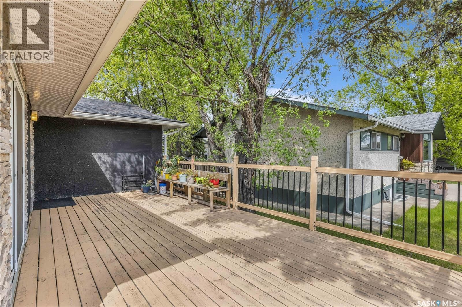 1308 Preston AVENUE S — photo 3
