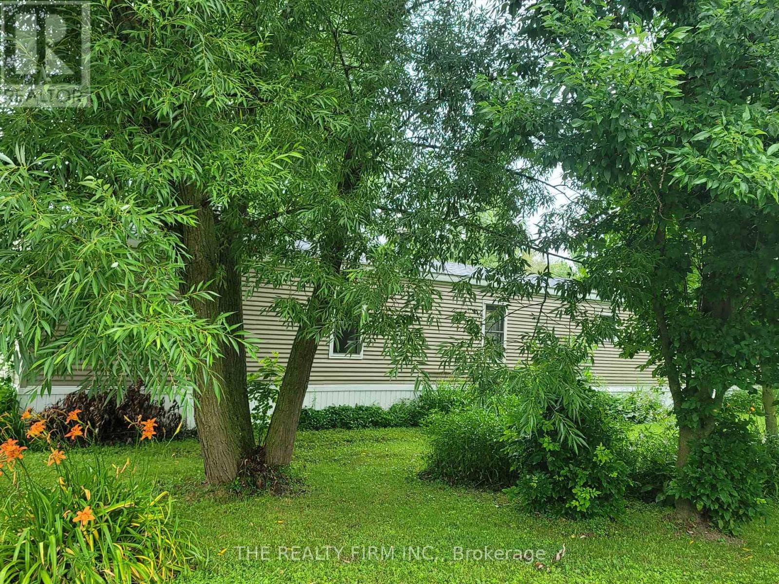 3 bed 2 bath single family at 18 - 75049 HENSALL ROAD — $279,900