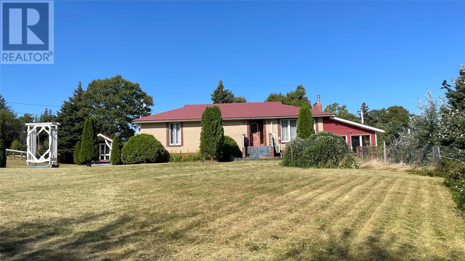 4 bed 2 bath single family at 8 Cod Sein Cove Road — $299,900