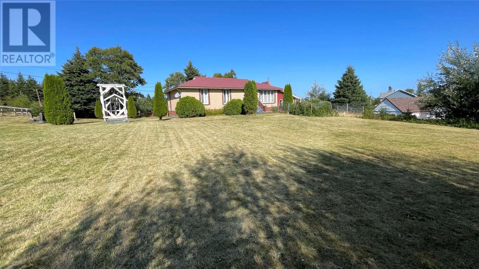 8 Cod Sein Cove Road photo 2