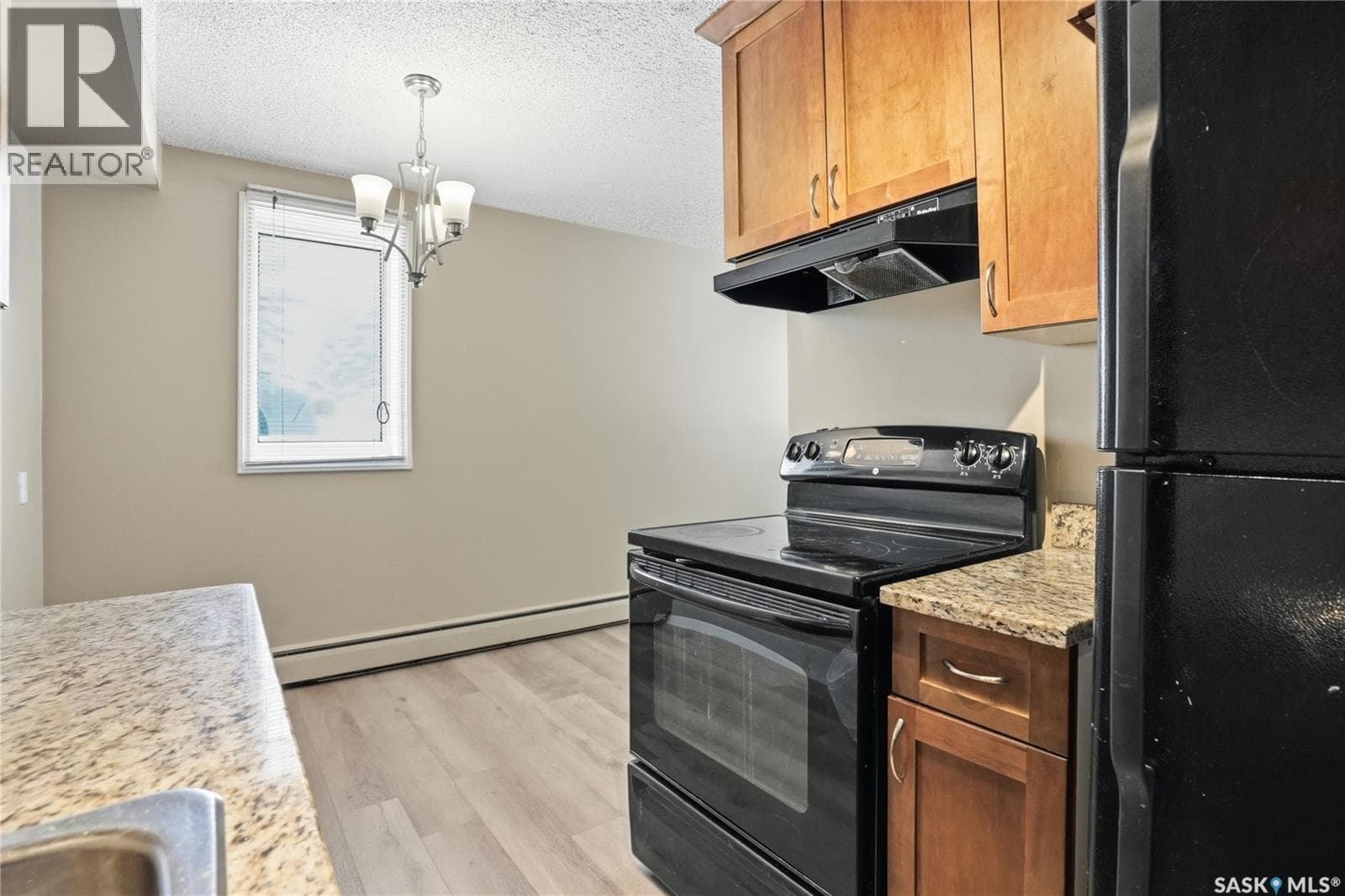 106 254 Pinehouse PLACE photo 8