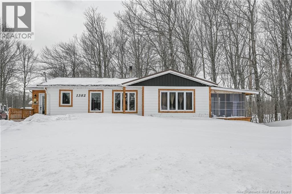 2 bed 1 bath single family at 1382 Thériault Road — $259,000