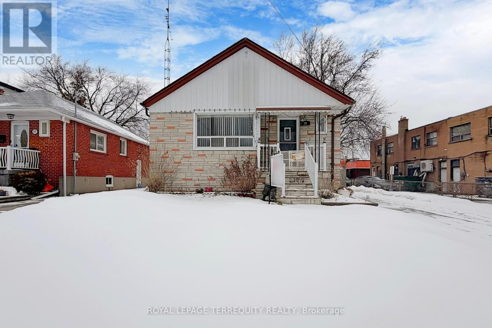 4 bed 2 bath single family at 39 COULES COURT — $949,000