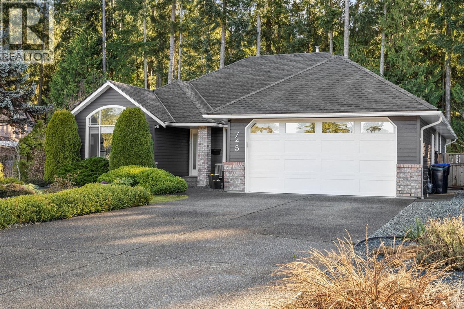 3 bed 2 bath single family at 745 Redwood Dr — $949,900
