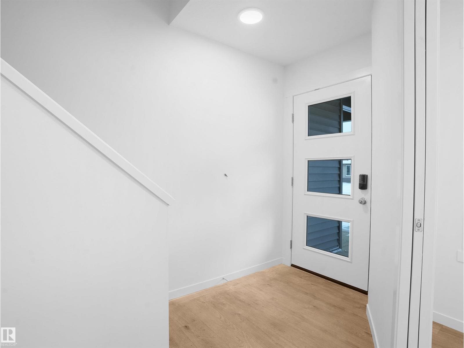 2 1209 Keswick DR SW photo 2