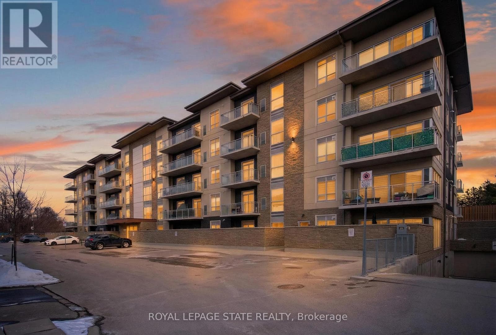 2 bed 2 bath single family at 509 - 16 MARKLE CRESCENT — $599,900