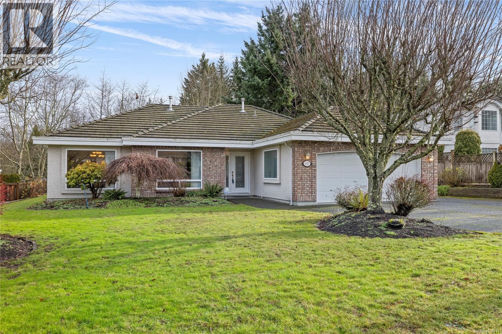 3 bed 2 bath single family at 117 Denman Dr — $995,000