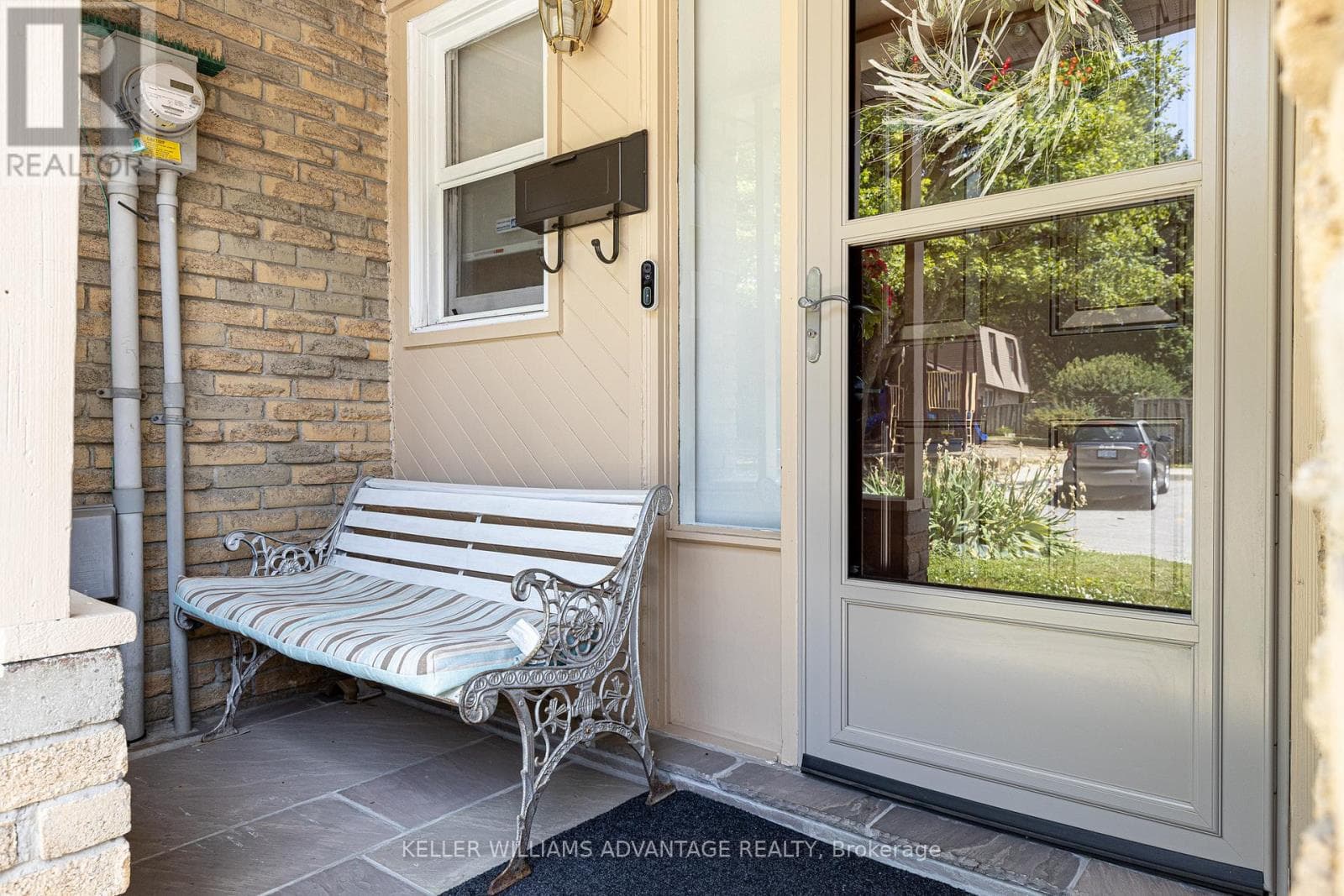 17 - 1051 SANDHURST CIRCLE photo 4