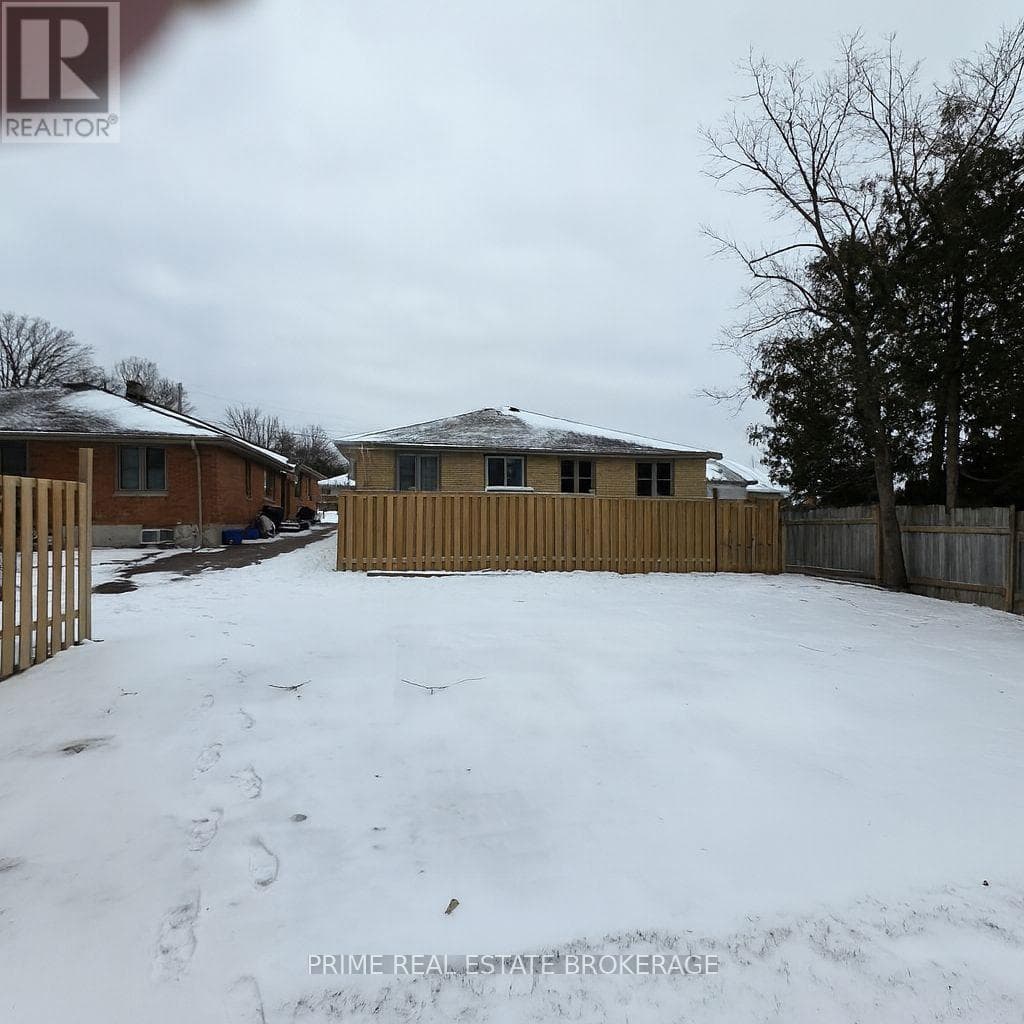 246 GREENWOOD AVENUE photo 3