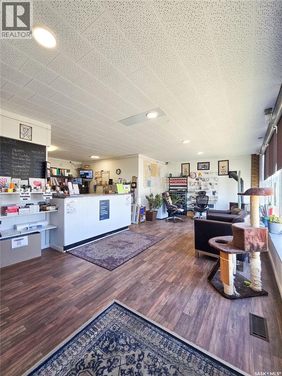 427 Main Street — photo 2