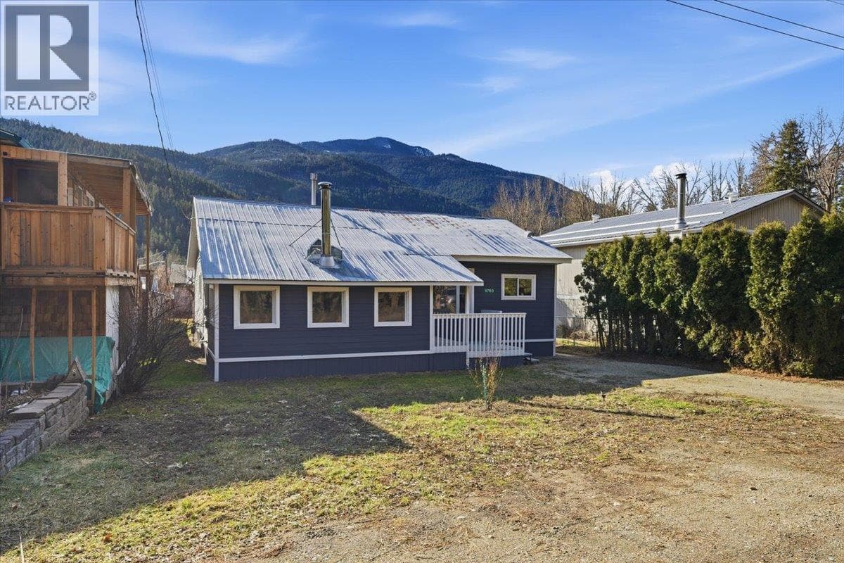 3 bed 2 bath single family at 5783 Tuktakamin Road — $474,900