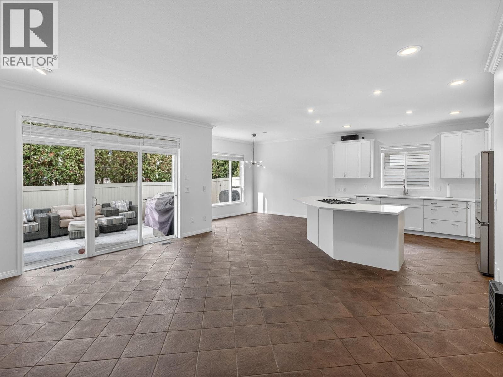 665 Cook Road Unit# 208 photo 2