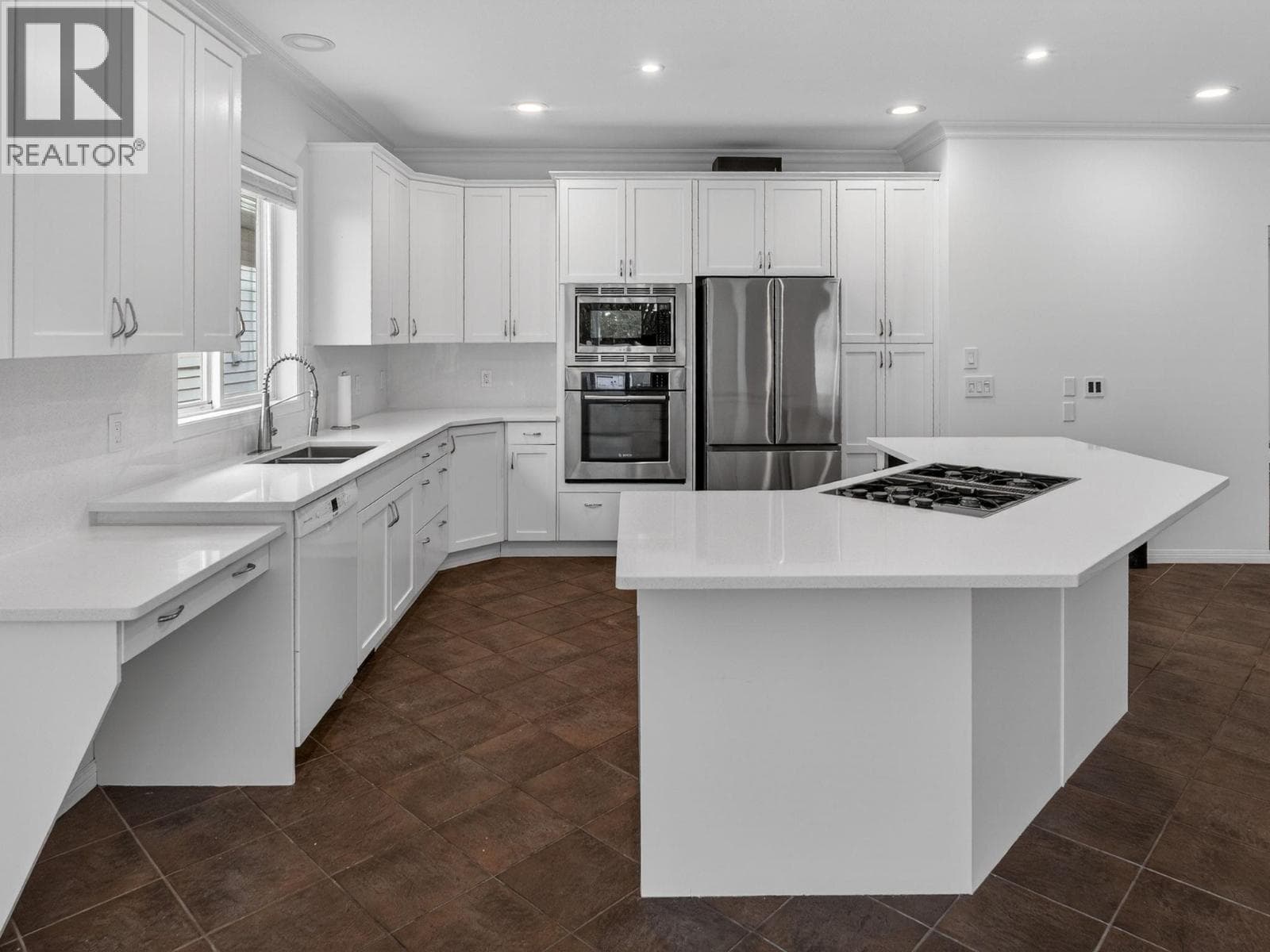 665 Cook Road Unit# 208 photo 4