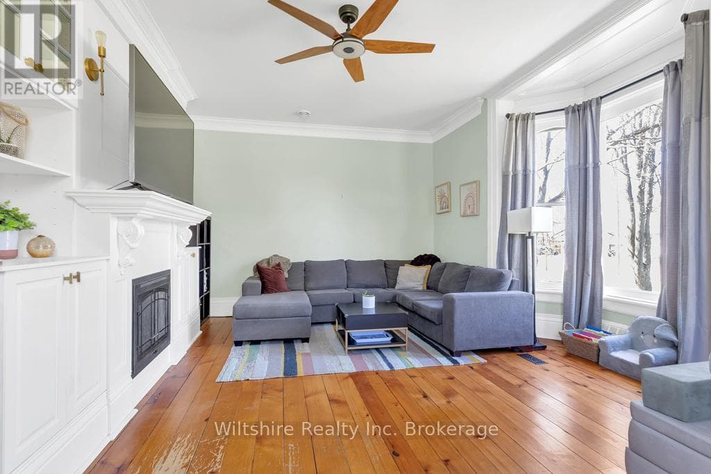 64 SOUTH STREET W photo 5
