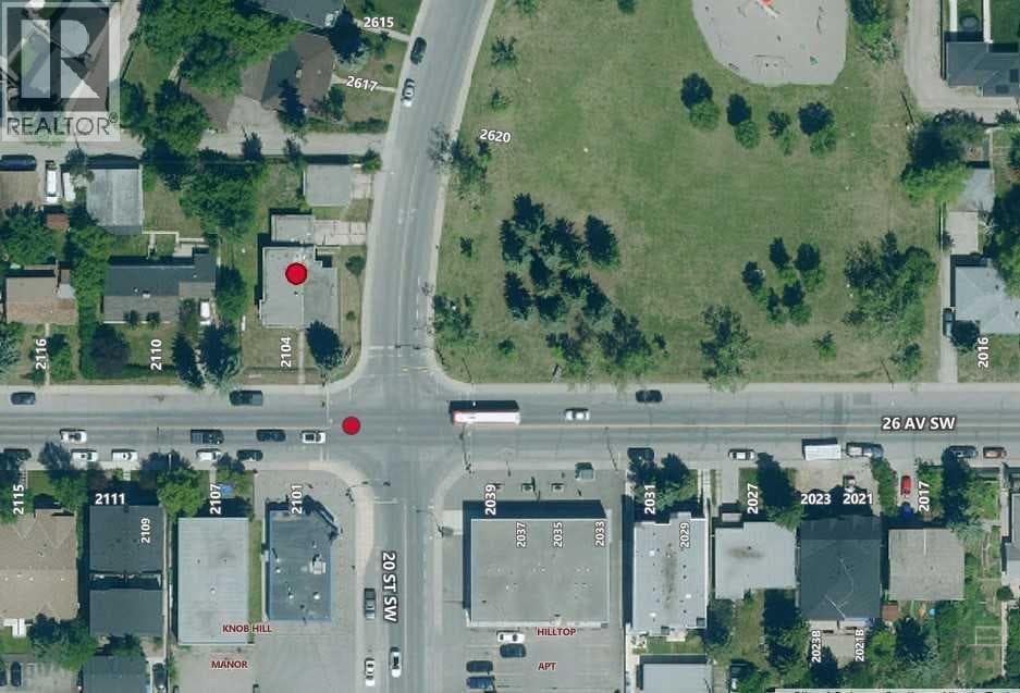 2104 26 Avenue SW — photo 4