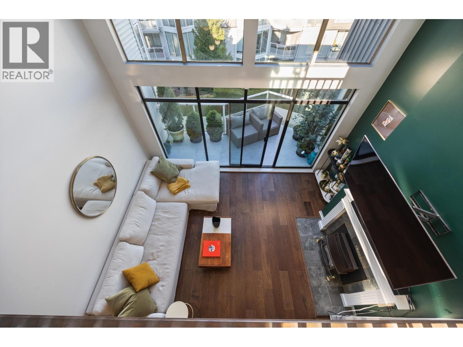 1 bed 1 bath single family at 406 48 RICHMOND STREET — $729,000