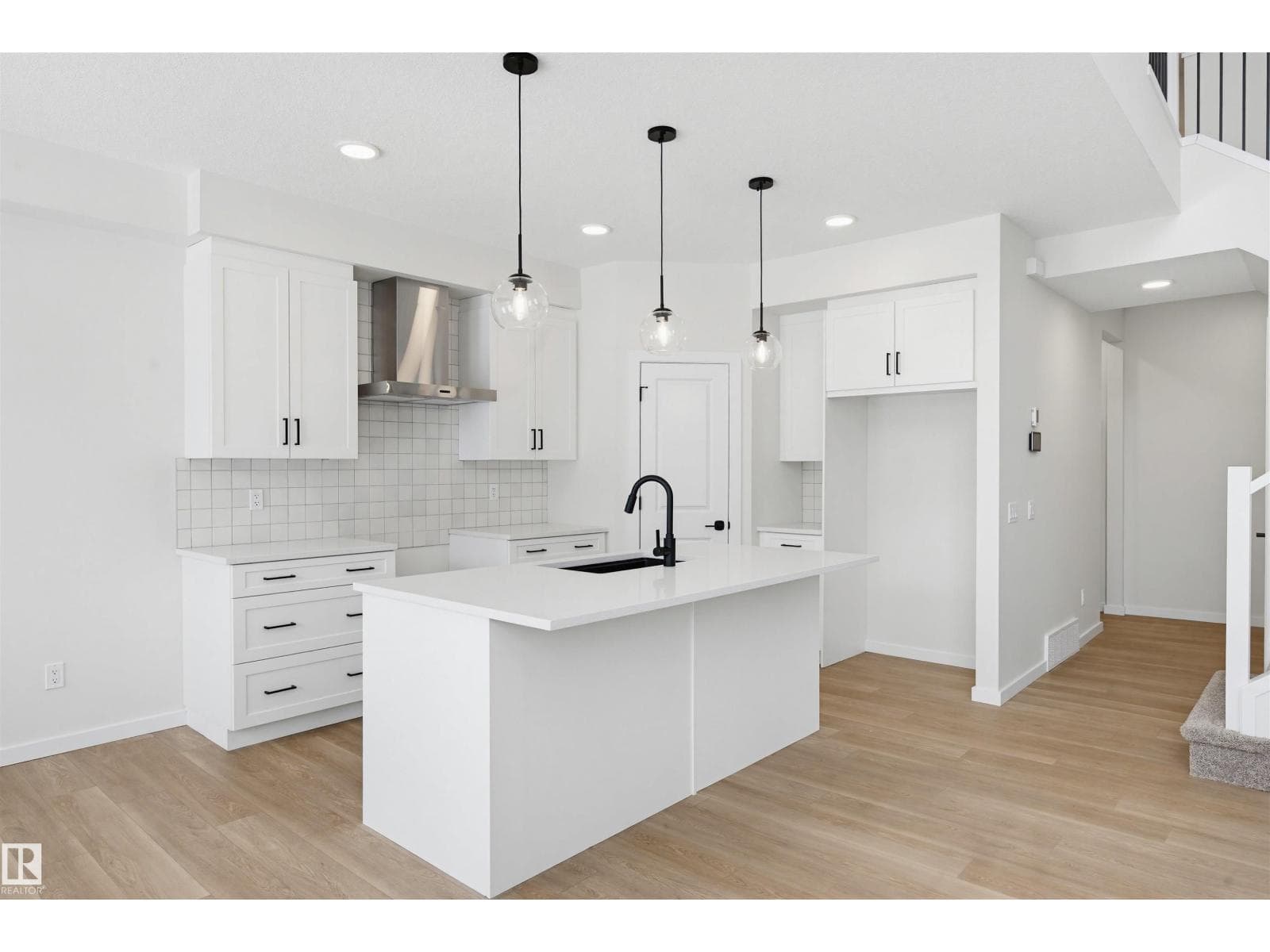 3 bed 3 bath single family at 2535 211 ST NW — $599,900
