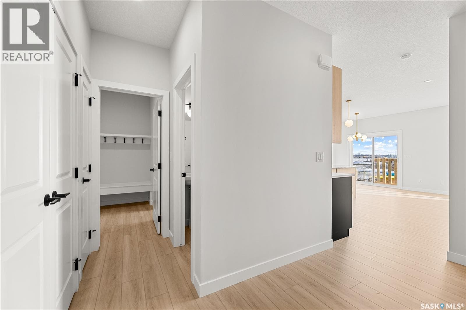 223 Cockcroft STREET — photo 4