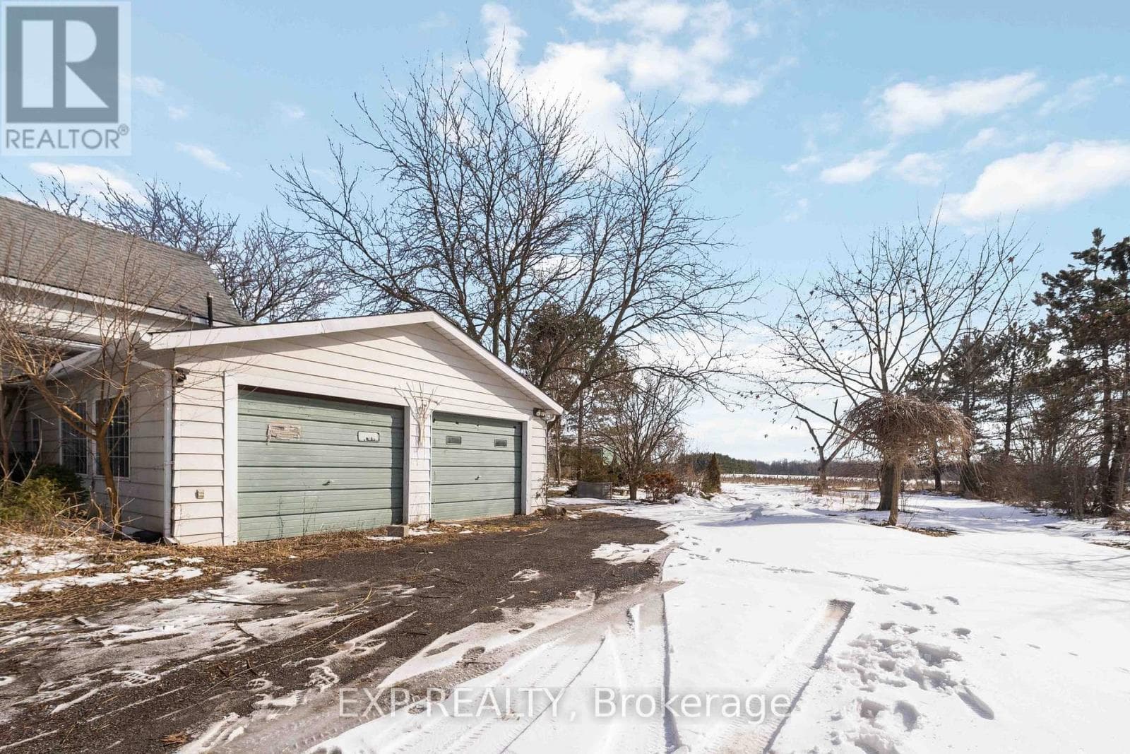 5378 FLY ROAD photo 2