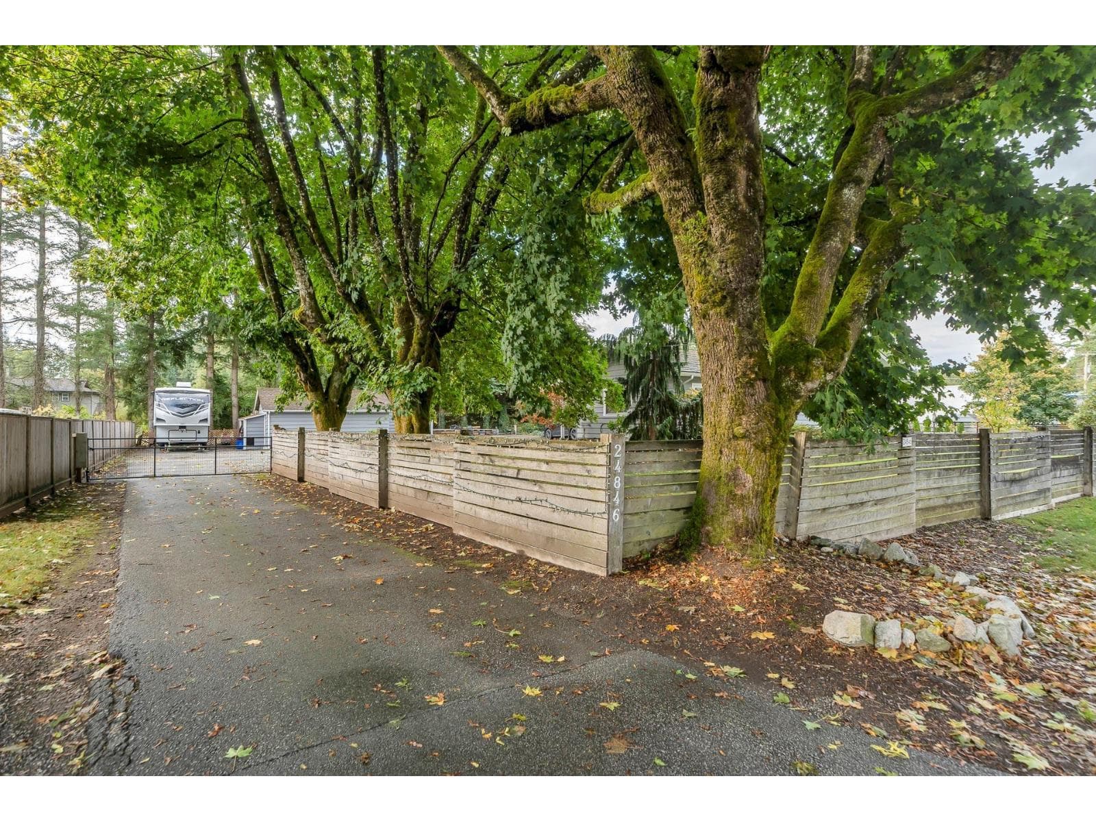 24846 56 AVENUE photo 5