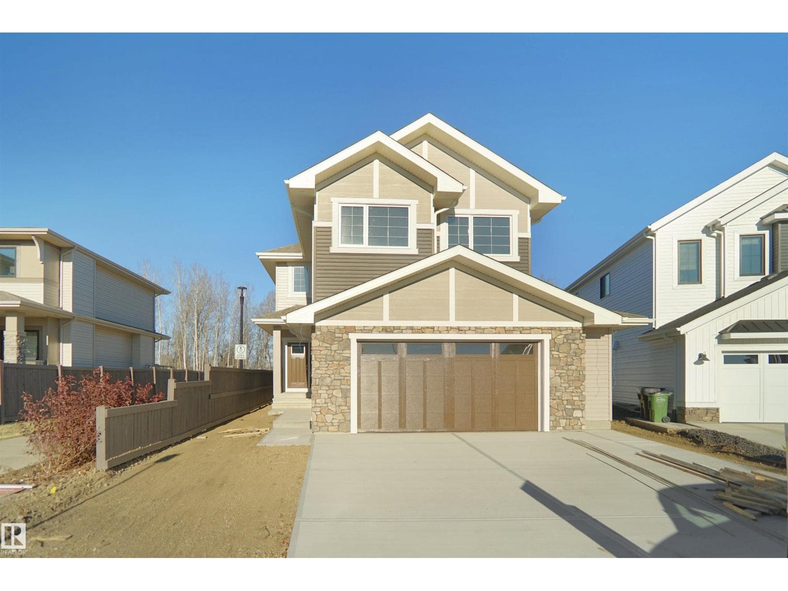 20608 27 AV NW photo 2