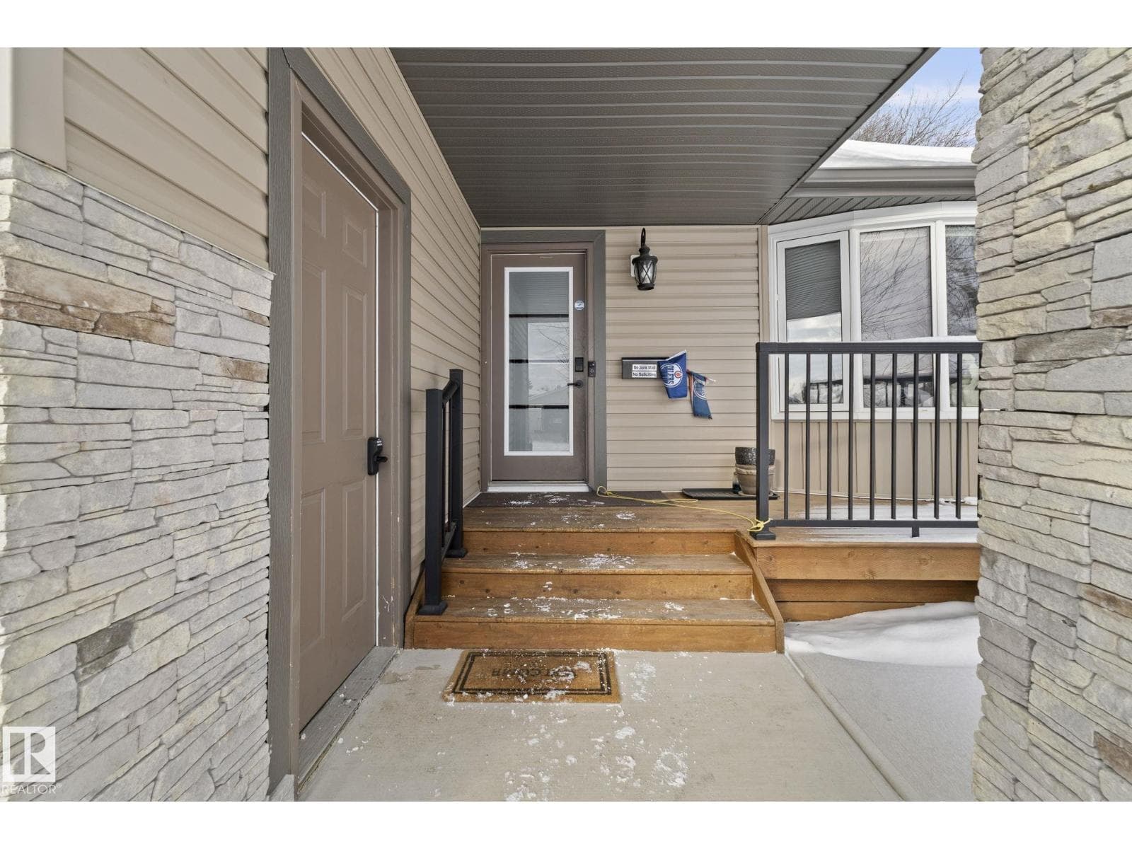 12116 148 AV NW photo 3