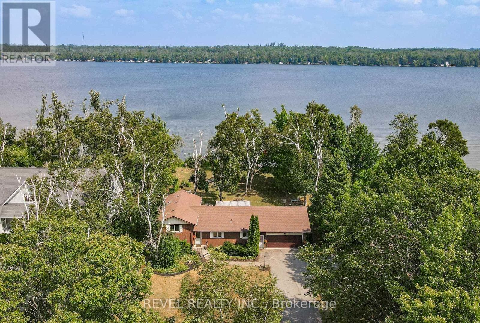 3 bed 2 bath single family at 126 PINEWOOD BOULEVARD — $799,000