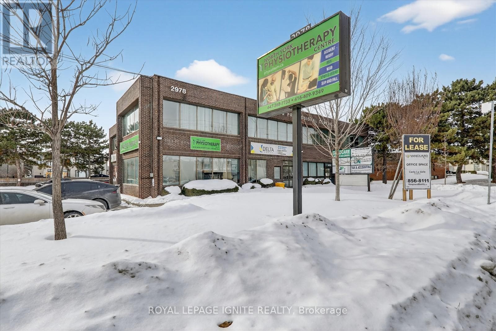 101 - 2978 ISLINGTON AVENUE photo 2