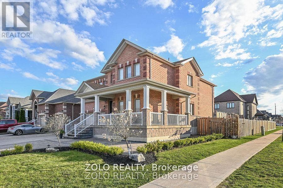 1680 ANGUS STREET photo 2