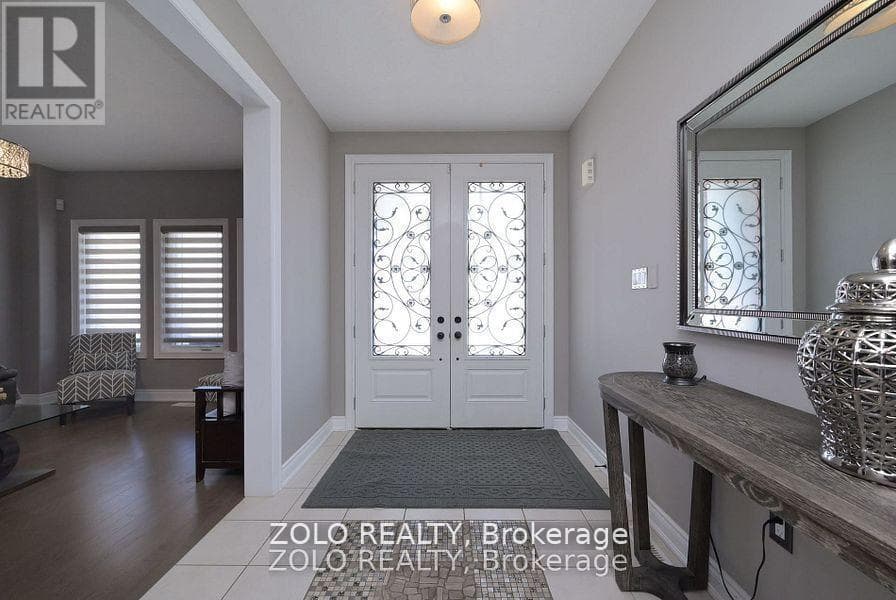 1680 ANGUS STREET photo 4