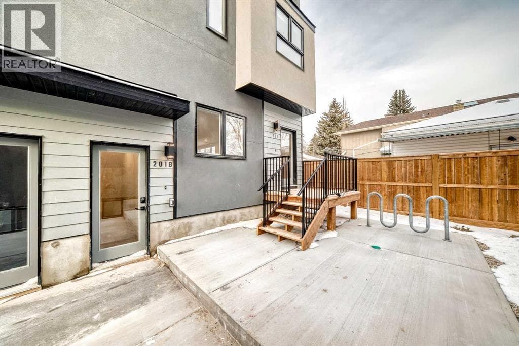 201, 1729 31 Street SW — photo 2