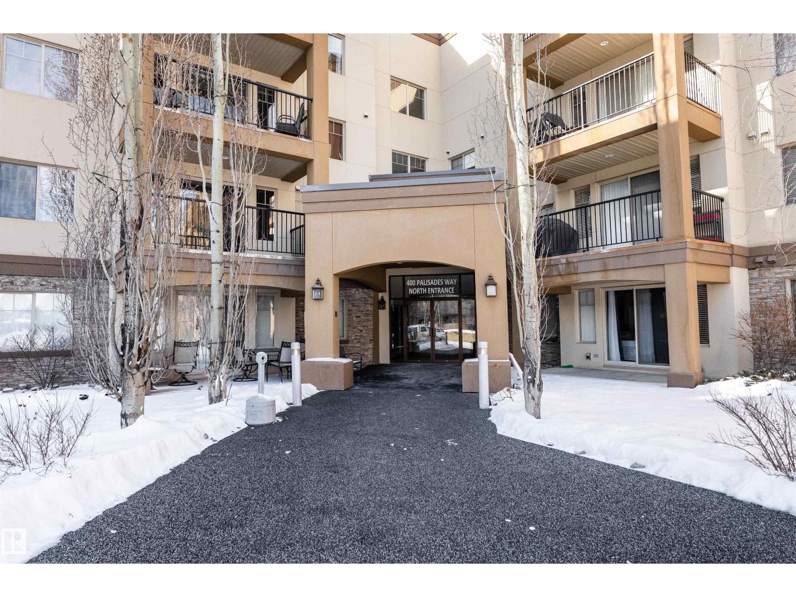 #415 400 PALISADES WY photo 2