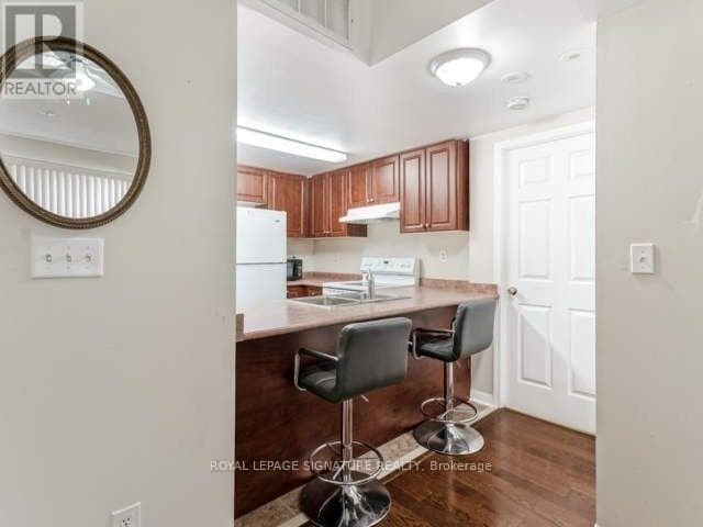 2033 - 3025 FINCH AVENUE W photo 4