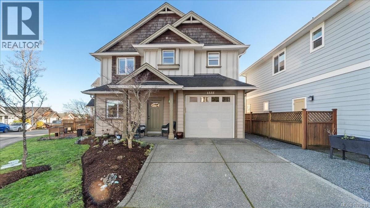 1335 Artesian Crt photo 3